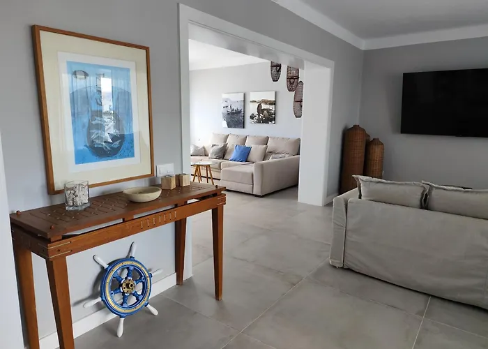 Casa Manrique * Фамара