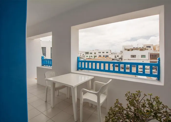 Casa Manrique فامارا